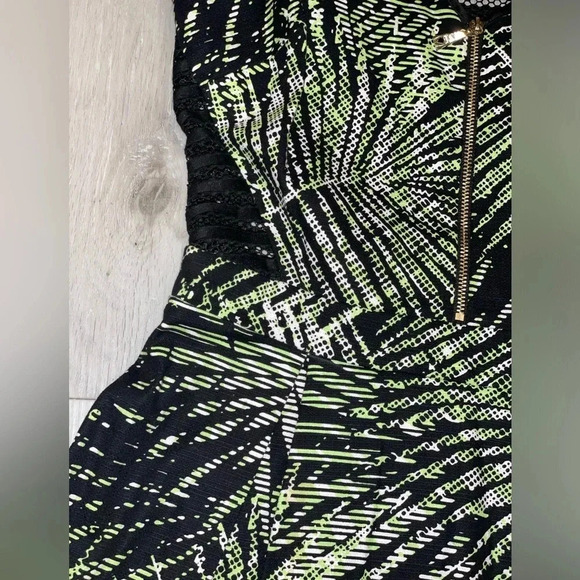 Guess Women's Palm Print A-Line Dress Multicolor Knee Length Casual size M - Picture 5 of 13